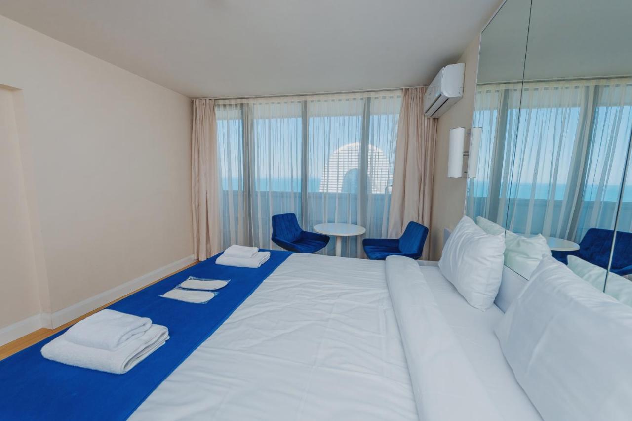 Aparthotel ~ Orbi City ~ Batumi Esterno foto