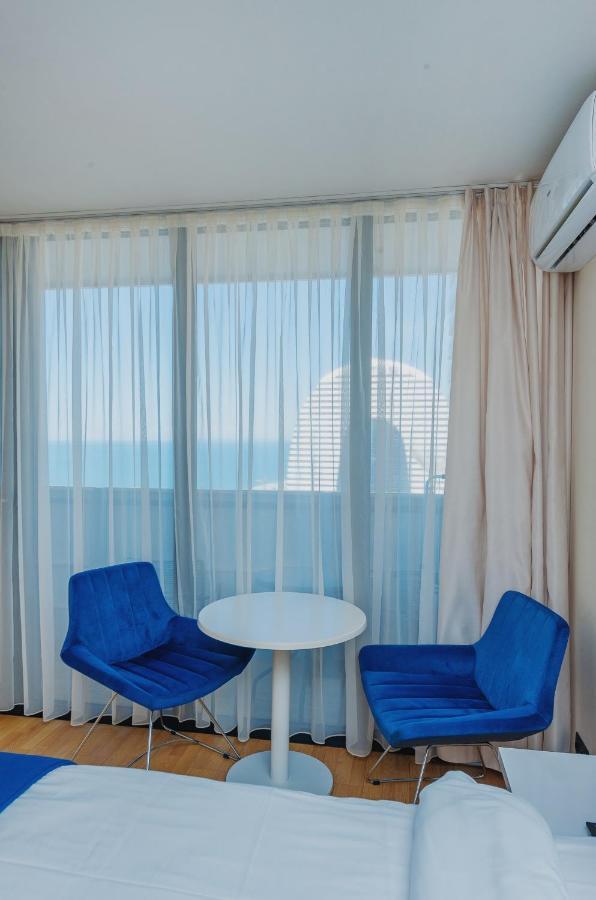 Aparthotel ~ Orbi City ~ Batumi Esterno foto