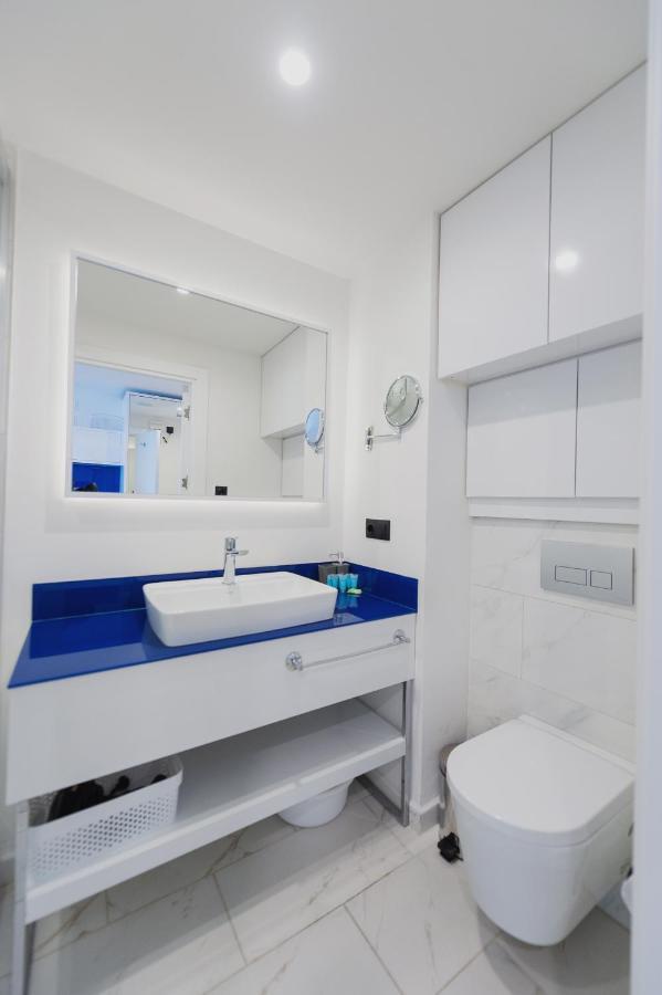 Aparthotel ~ Orbi City ~ Batumi Esterno foto
